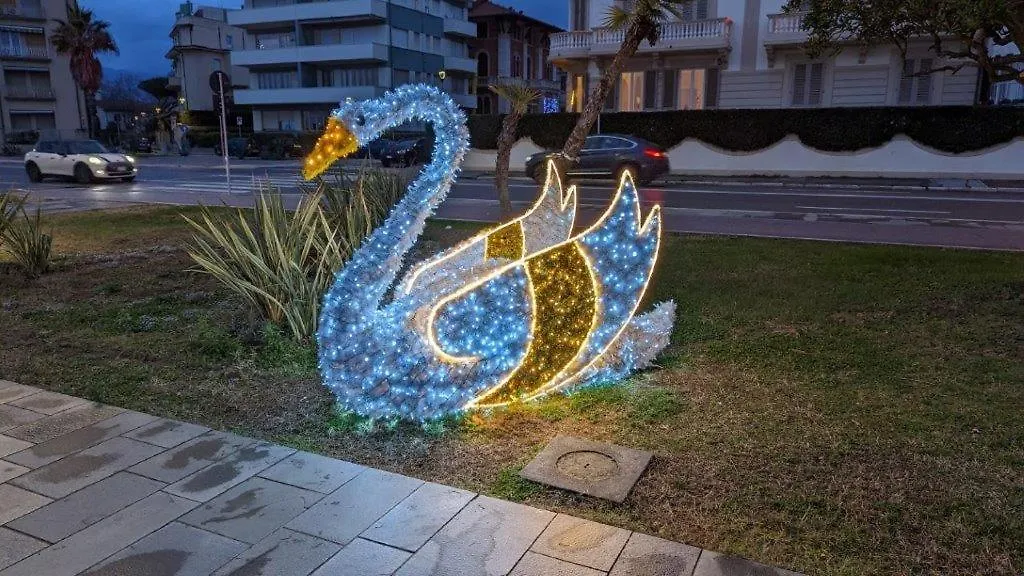 Apartment Casa Sul Mare - Vacation Home Viareggio