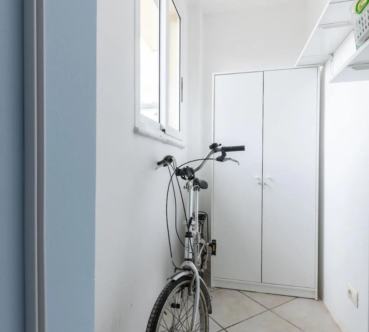 Apartment Casa Sul Mare - Vacation Home Viareggio