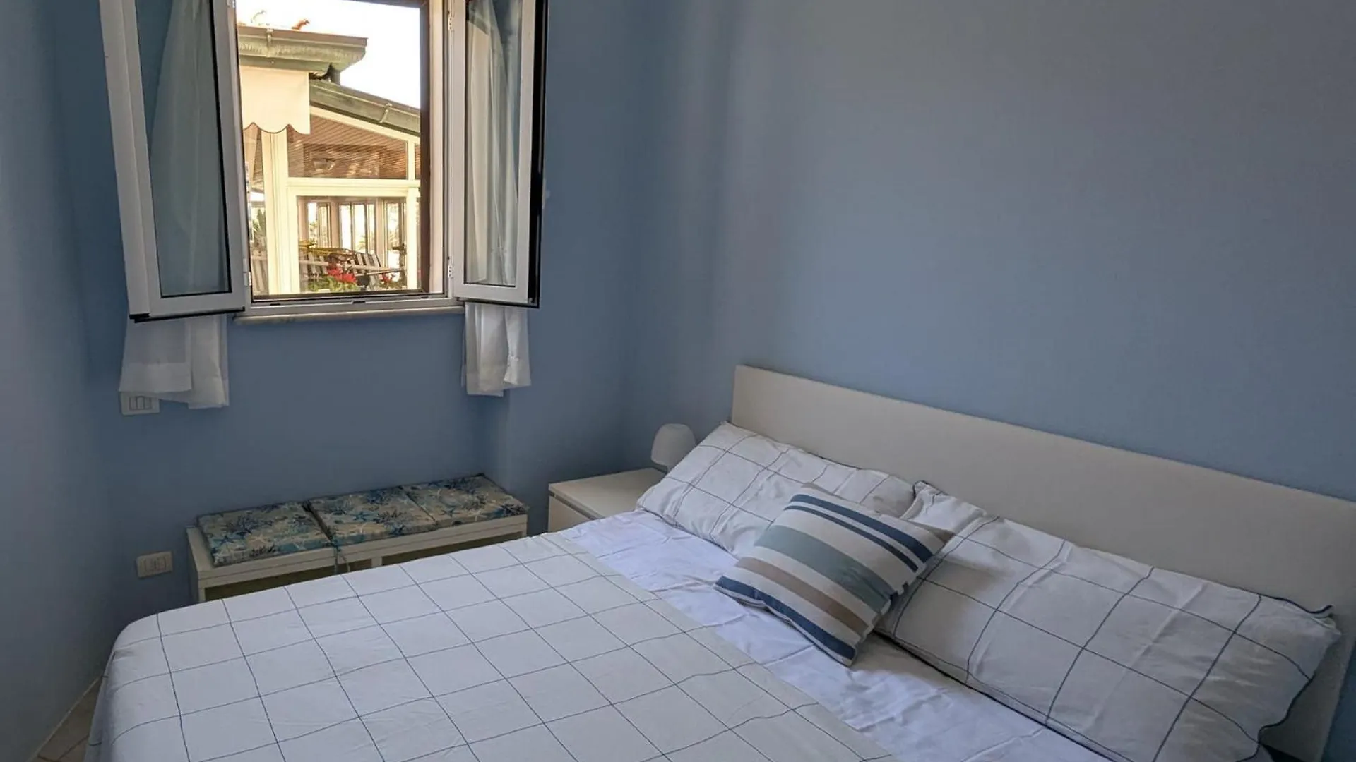 Apartment Casa Sul Mare - Vacation Home Viareggio
